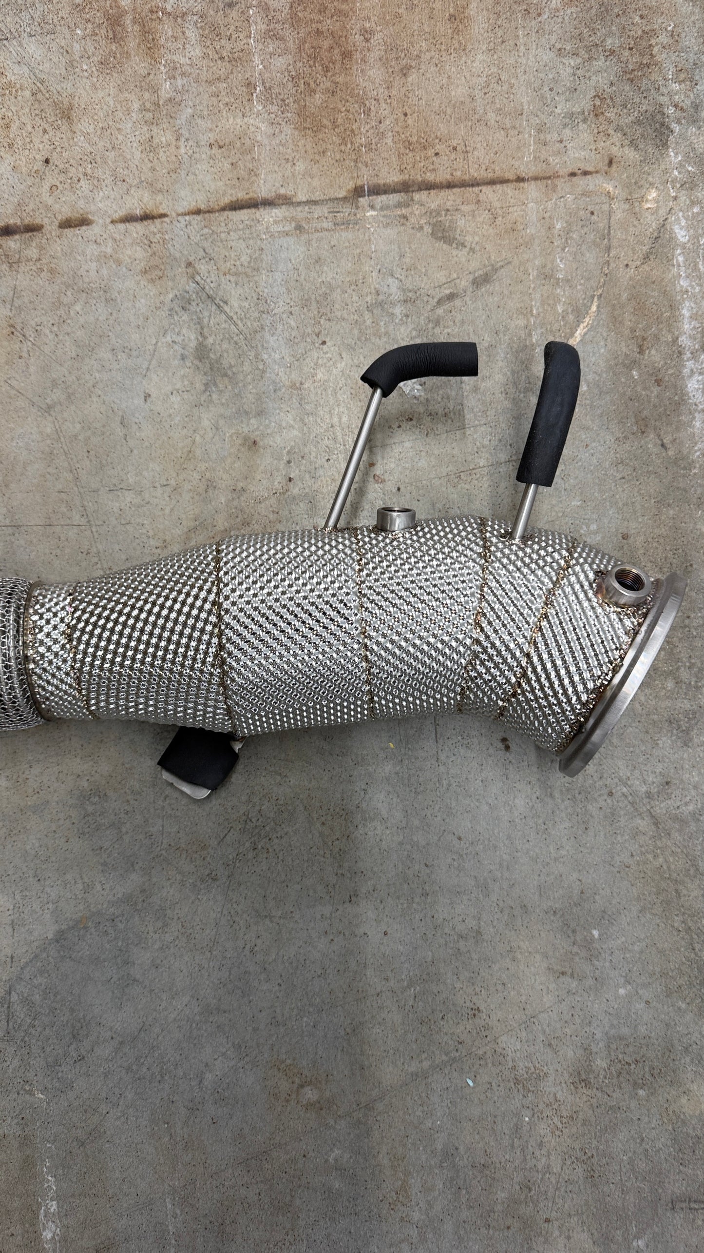 Ocky performance gen 3 catted downpipe W/ Heat shield
